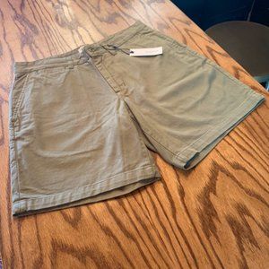Taylor Stitch - The Foundation Short in Olive Twill